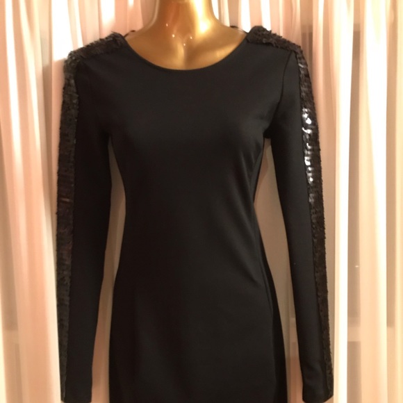 Sexy long sleeve black dress for Holidays 🎉🎊 - Picture 1 of 7